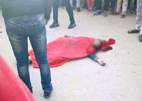 حادث خطير .. مصرع تلميذ دهسًا تحت عجلات شاحنة أمام مدرسة النخيل المختلطة