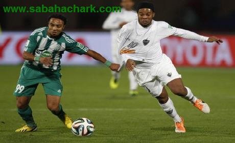 الرجاء أول فريق عربي في نهائي كأس العالم للأندية . ويُطيح بسحرة الصامبا ليلاقي بايرن في النهائي