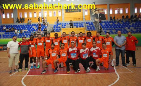 نهضة بركان لكرة اليد تعود بكامل الزاد من خارج الدار بانتصار على اتحاد فاس بنتيجة 32 .14