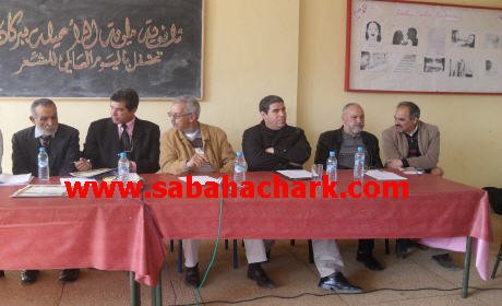 ثانوية ملوية التأهيلية ببركان تحتفل باليوم العالمي للشعر