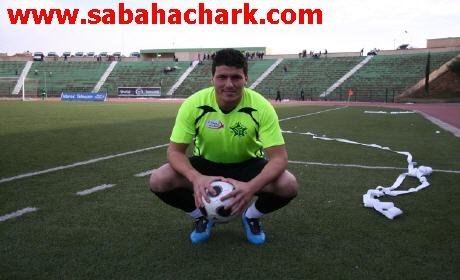 منير لمرابط حارس عرين نهضة بركان: كل أملي أن أحظى بشرف حمل قميص المنتخب الوطني وأن أحقق مع الفارس البركاني إنجازا أحتفظ به في ذاكرتي