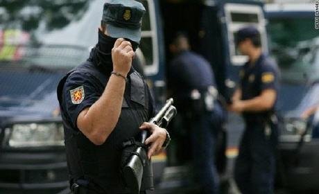 اسبانيا تُعلن تفكيك شبكة تُجند جهاديين بمليلية لارسالهم لسوريا