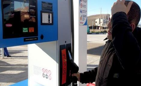 الحكومة تخفض سعر البنزين والفيول ولا تغيير في ثمن الغازوال