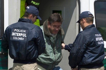 بعد اعتقال جزائري مبحوث عنه من طرف الانتربول ..الأمن يعتقل بارون مغربي بمقهى بوجدة