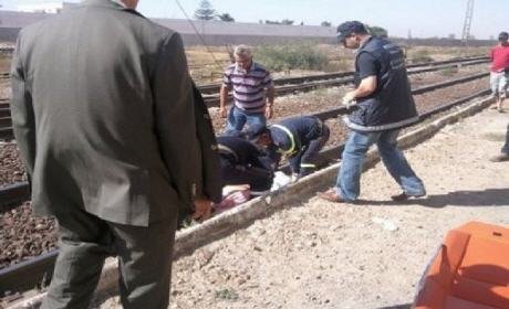 إقليم تازة .. مصرع ثلاثة أشخاص جراء صدم قطار لسيارتهم في ممر سككي