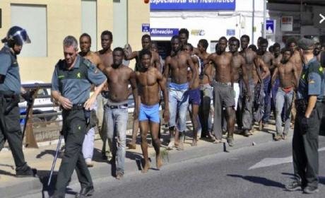 السلطات المغربية والاسبانية تحبطان تسلل 500 “حراك” إلى مليلية