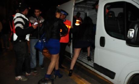 وجدة: حملات أمنية توقع بعشرات العاهرات