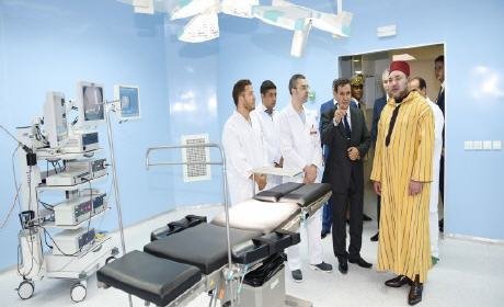 جلالة الملك يدشن المركز الاستشفائي الجامعي “محمد السادس” بوجدة ”
