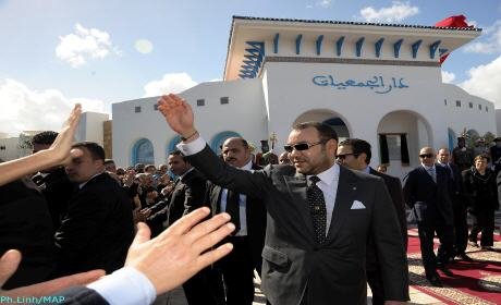 جلالة الملك يحل بمدينة وجدة و يحيي ليلة القدر بمسجد محمد السادس بالواد الناشف