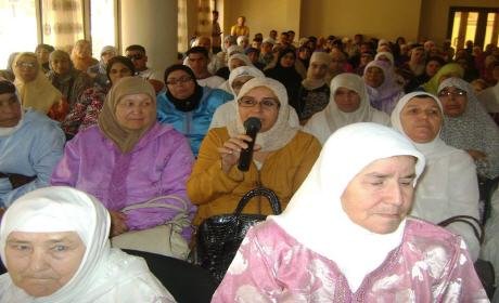 الحكومة الهولندية تستمر في النيل من مكتسبات الأرامل خاصة أمهات الأطفال أقل من 18 سنة