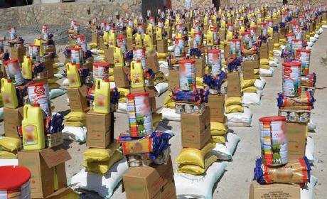 مساعدات إنسانية تعرض للبيع في أسواق سيدي إفني…