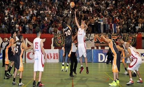 نتائج الدورة التاسعة من بطولة القسم الوطني الممتاز لكرة السلة.. المغرب الفاسي 65/70 نهضة بركان