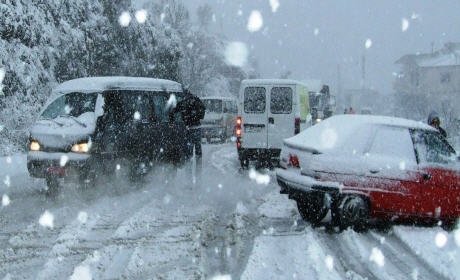 توقعات الطقس… عواصف وثلوج وبرد قارس بالجهة الشرقية