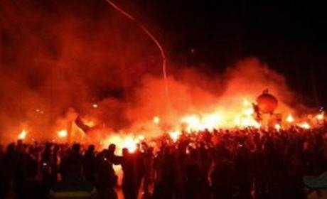 فصيل إلتراس أورونج بويز يحتفل بعيد ميلاده الثامن