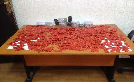 تفكيك شبكة دولية لتهريب القرقوبي بوجدة وضبط 2800 قرص “ريفوتريل”