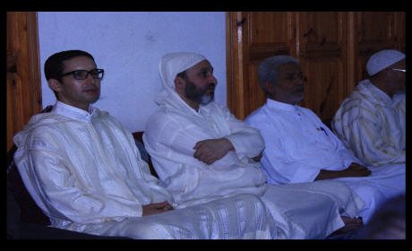 عبد العظيم الكروج يعتكف في الزاوية البودشيشية (بالصور)