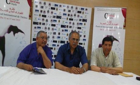 المهرجان الدولي للمسرح بوجدة يصل يومه الثالث