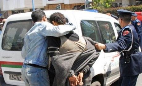 “بلاغ” اعتقال انفصالي مبحوث عنه بالعيون دَخَل المغرب بجواز سفر جزائري