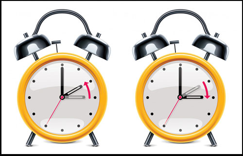 مصطفى الخلفي.. الحكومة لا تفكر في إعادة النظر في التوقيت الصيفي