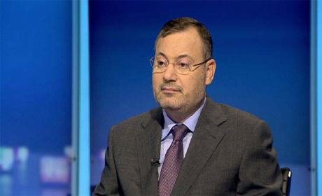 أحمد منصور يطلب ترحيله الى لندن بحُكم جنسيته البريطانية