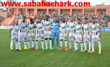 مباراة الكوكب المراكشي والنهضة البركانية تنتهي متعادلة بالأصفار