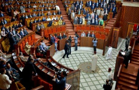 عجز بالمليارات يهدد تقاعد البرلمانيين بالإفلاس