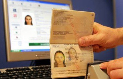 توقيف خلية تزوير تأشيرات لهولندا واسبانيا بالناضور…