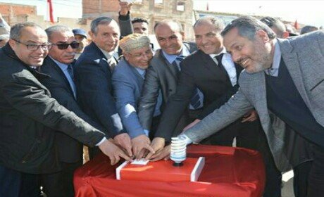 ساكنة دوار تزغين بجماعة القروية زكزل تستفيد بالكهرباء