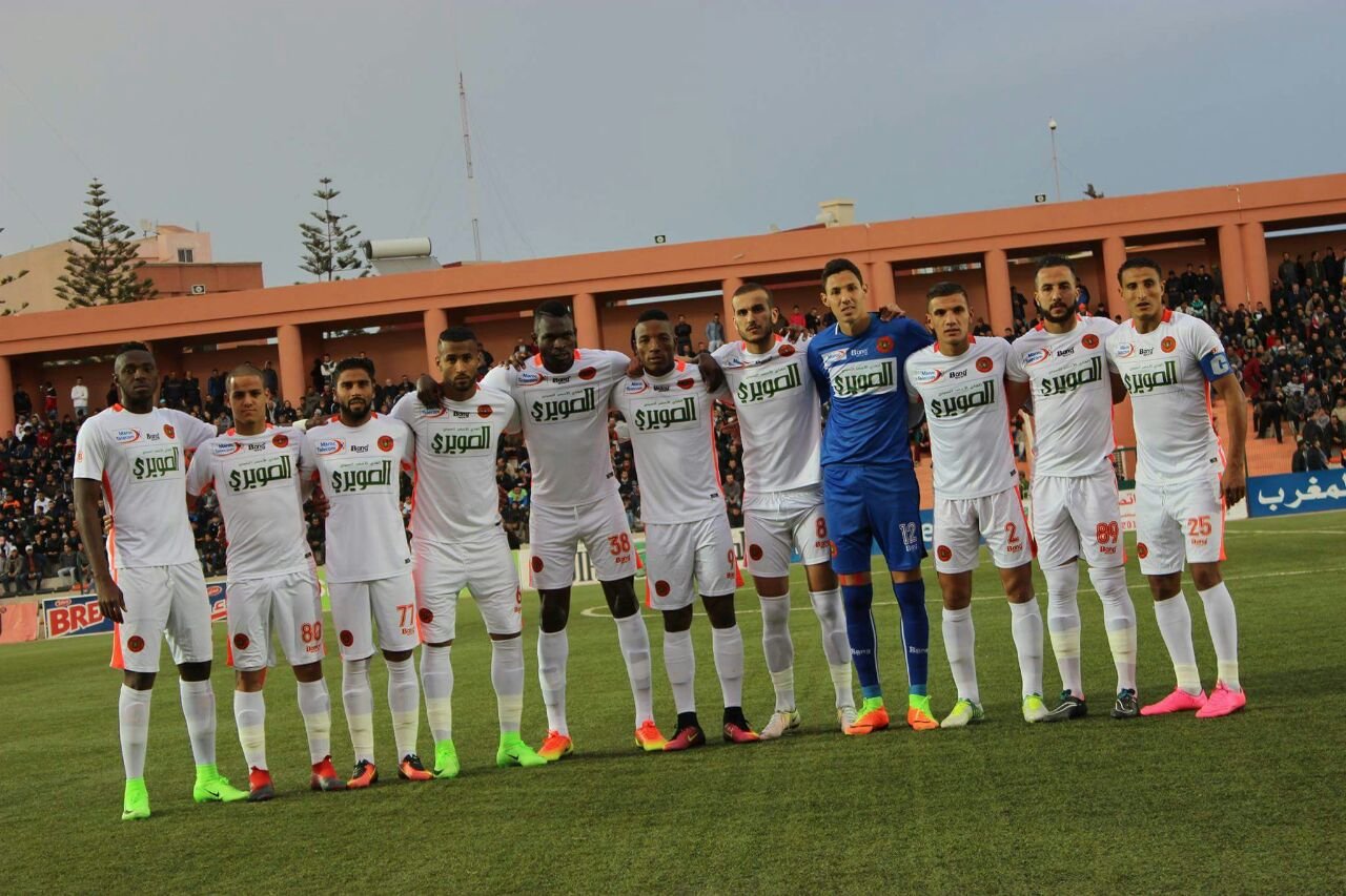 نهضة بركان يحقق انتصارا على النادي القنيطري بثلاثية نظيفة:مباراة مجنونة