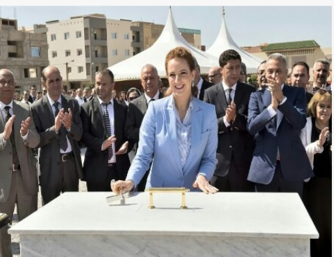 الأميرة لالة سلمى تشرف على وضع حجر الأساس لبناء المركز الجهوي للانكولوجيا بوجدة