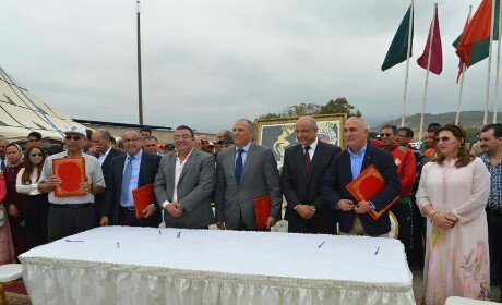 ساكنة بركان تستفيد بعدة مشاريع تنموية الانارة والماء الصالح للشرب وتأهيل القطاع الرياضي والتجاري