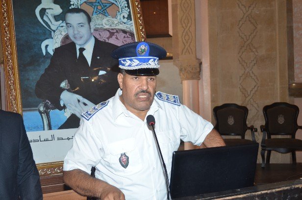 روبورتاج مطول… رابح داودي نائب رئيس المنطقة الإقليمية للأمن الوطني بركان يناقش الوضعية الأمنية بالإقليم في لقاء مفتوح مع الجمعيات وفعاليات المجتمع المدني