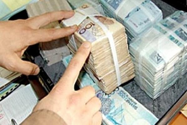 مدير بنك بأحفير إقليم بركان يختلس مليار سنتيم ويفر نحو أوروبا…