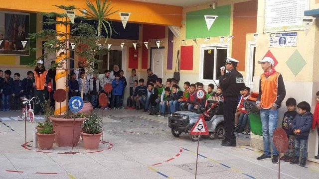 مؤسسة منجي للتعليم الخصوصي ببركان تحتفل باليوم الوطني للسلامة الطرقية:تحت شعار كلنا معنيون لفائدة تلاميذ