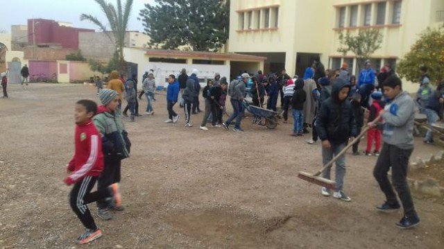 مدرسة سيبوه 5 - www.sabahachark.com