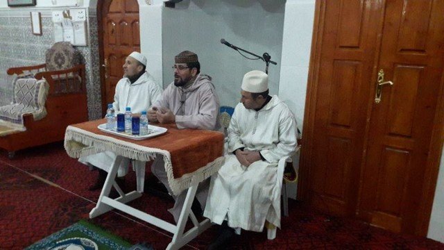 امرأة هولندية تعتنق الإسلام بمسجد الجولان بالعيون الشرقية