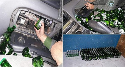 الجمارك تحجز سيارتين مزورتين و خمور مهربة في باب ملي