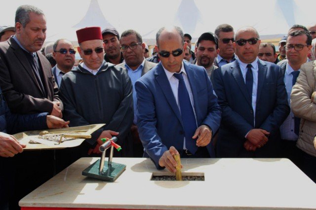 عامل إقليم بركان يشرف على إعطاء إنطلاقة أشغال بناء فضاء تجاري ببركان