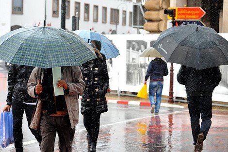 نشرة إنذارية : انطلاقا من اليوم الأربعاء إلى غاية الجمعة ثلوج وأمطار ورياح قوية بالمغرب