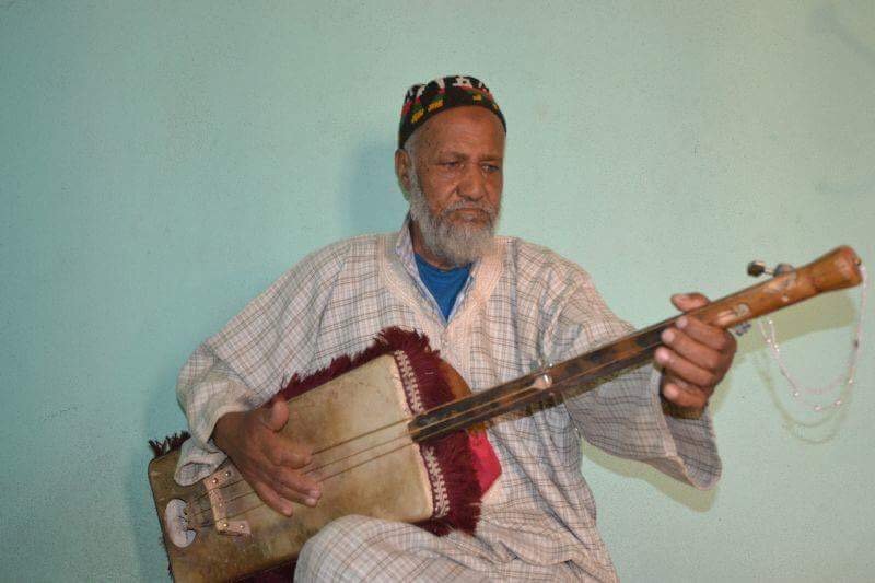 تعزية بوفاة مصطفى لزار المعروف بـ ” بيكَـا – BIGA” من قدماء أبناء العيون سيدي ملوك