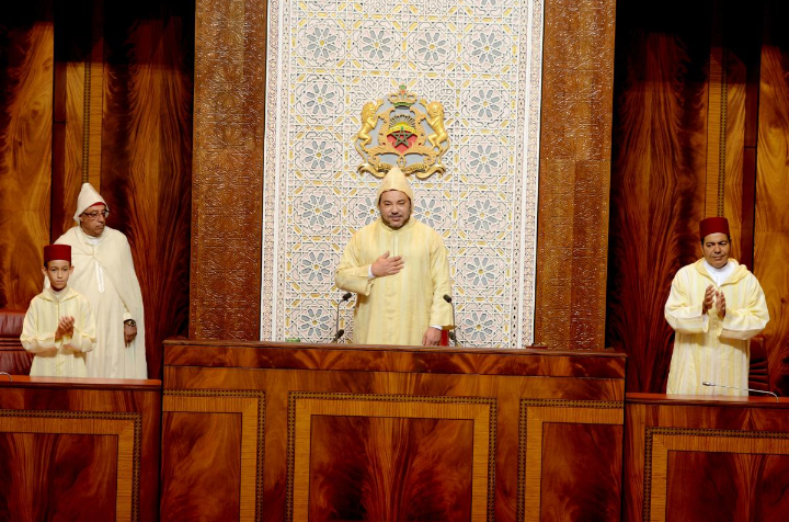 الملك محمد السادس يلقي خطابا بالبرلمان بمناسبة افتتاح الدورة التشريعية (النص الكامل)