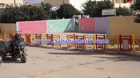 خطر الطريق يهدد حياة تلاميذ مدرسة النخيل المختلطة ومؤسسات أخرى أمام صمت الفاعلين والمسؤولين