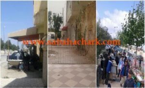 طالبين من طلبة السنة الثالثة بجامعة محمد الاول بوجدة ينجزان بحثاً بالصورحول ظاهرة إستغلال الملك العمومي بالعيون الشرقية