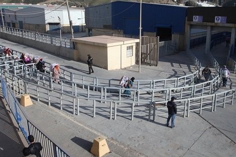 بعد إغلاقه لأزيد من شهر ونصف سلطات سبتة المحتلة تبشر بفتح معبر “تاراخال 2”