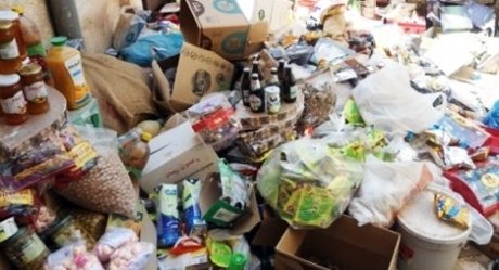 حجز عدة أطنان من المواد الغذائية المعدة والمخزنة في ظروف غير صحية بوجدة