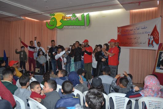 بمناسبة اليوم العالمي للمرأة منظمة الطلائع أطفال المغرب فرع العيون سيدي ملوك تحي حفلا فنيا تربويا