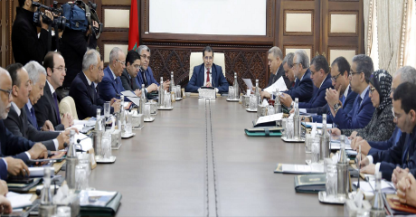 المجلس الحكومي يصادق رسمياً على قانون تجريم حسابات التفاهة والتشهير على مواقع التواصل الاجتماعي