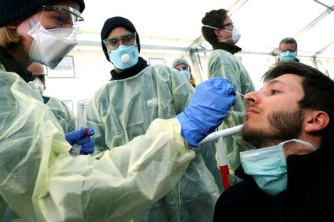 وفق ما أظهرت بيانات لمعهد روبرت كوخ الالماني معدل انتقال فيروس كورونا يعاود الارتفاع