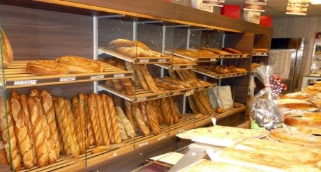 المخابز تواصل نشاطها خلال الأوقات المحددة من قبل السلطات