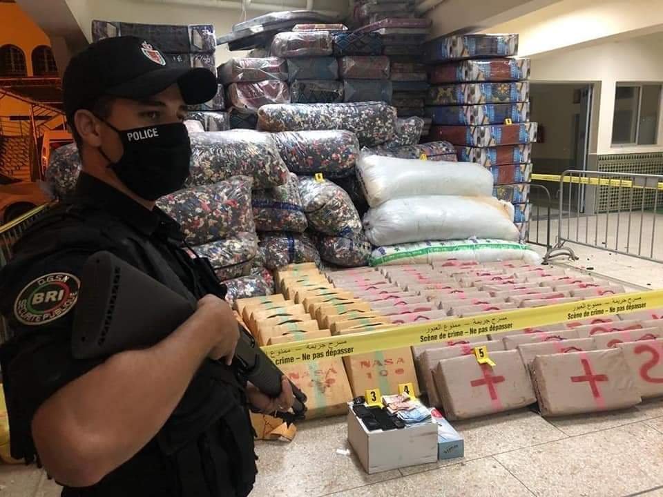 حجز سبعة أطنان و 200 كلغ من مخدر الشيرا بضواحي الجديدة والمهاية